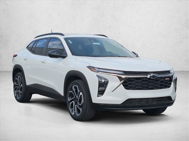 New 2026 Chevrolet Trax RS w/ Sunroof Package FWD image 7