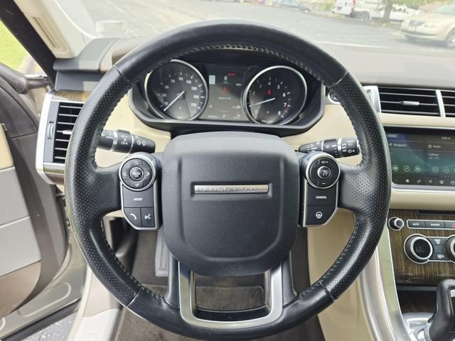 Used 2017 Land Rover Range Rover Sport HSE AWD/4WD image 19