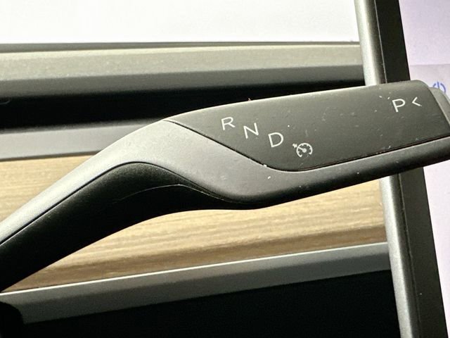 Used 2023 Tesla Model Y Long Range image 21