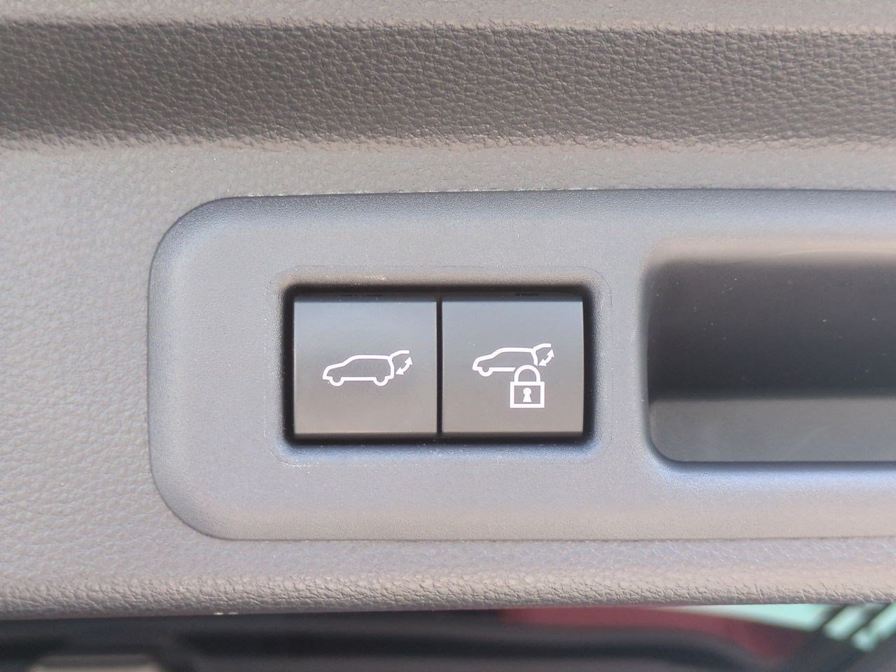 Used 2024 Toyota Sequoia TRD Pro AWD/4WD image 35