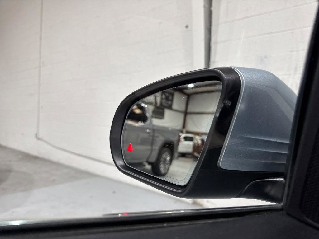 Used 2017 Mercedes-Benz C 300 Sedan image 25