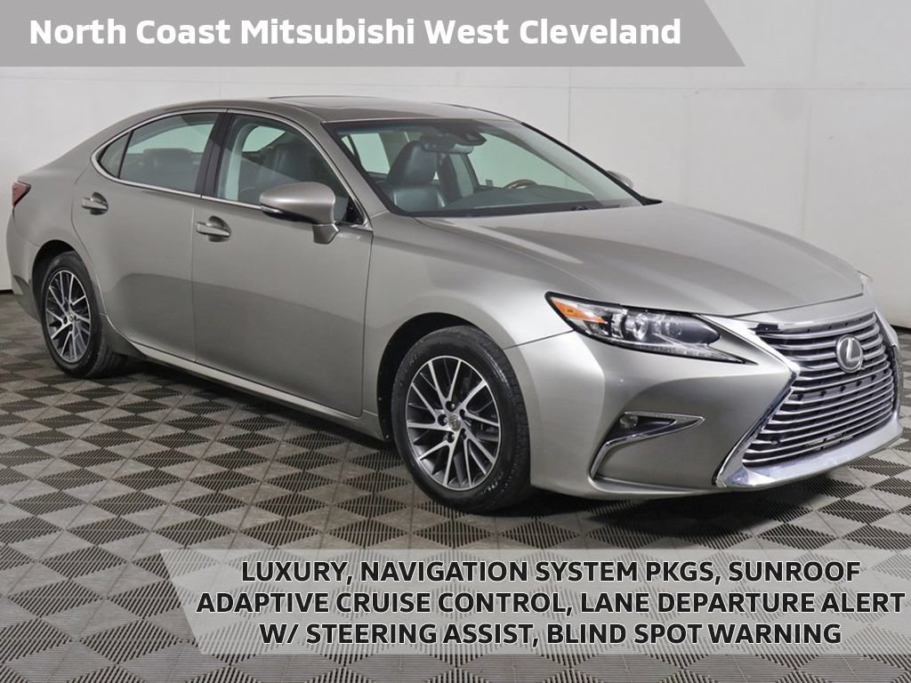 Used 2017 Lexus ES 350 w/ Luxury Package FWD image 1
