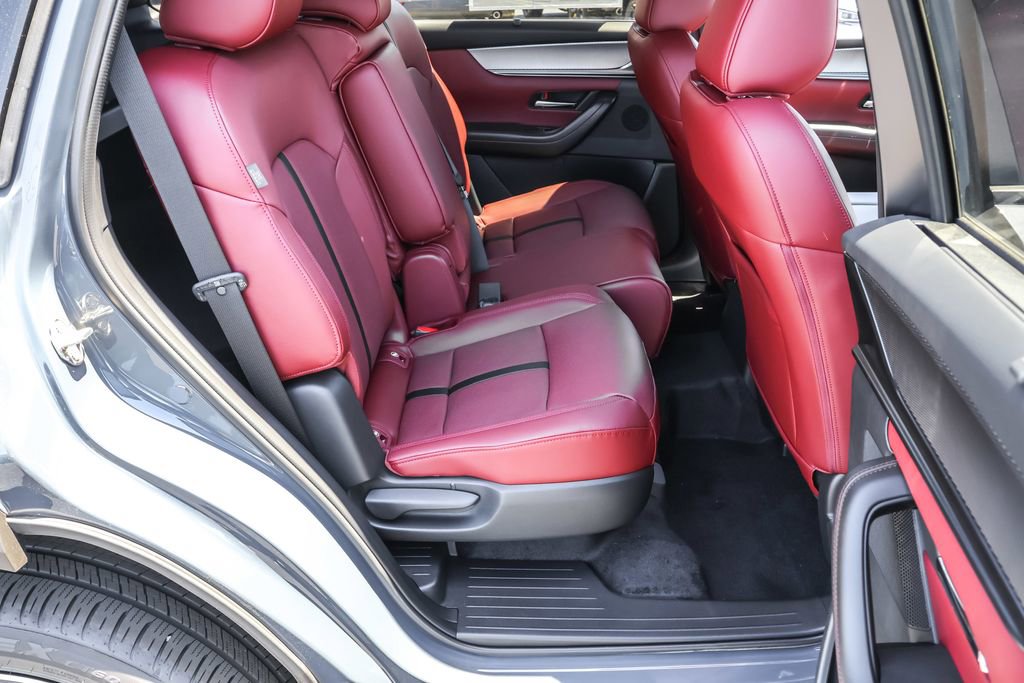 Used 2025 MAZDA CX-70 Plug-In Hybrid w/ Premium Plus image 33