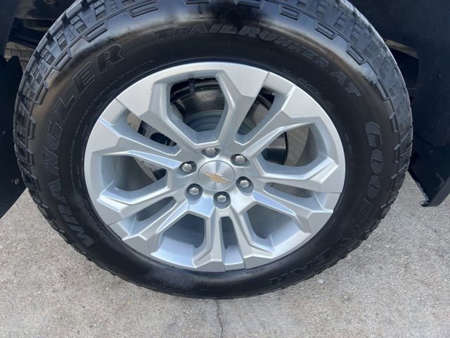 Used 2023 Chevrolet Silverado 1500 LTZ image 11