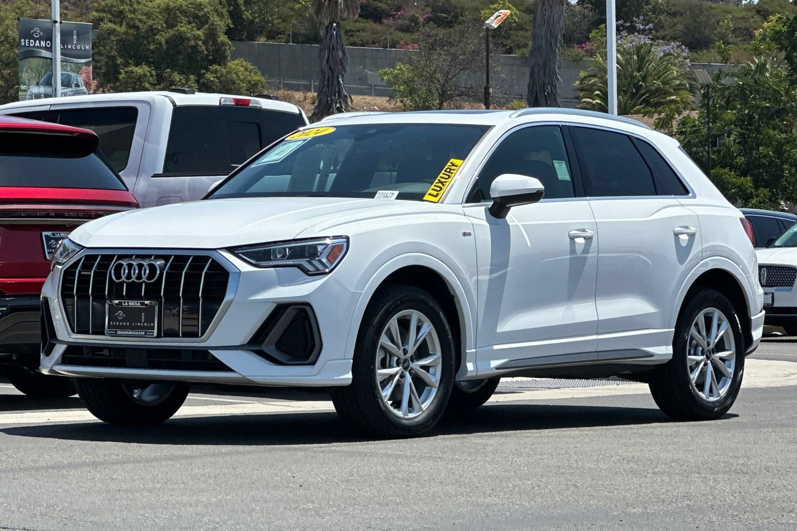Used 2024 Audi Q3 2.0T Premium AWD/4WD image 7