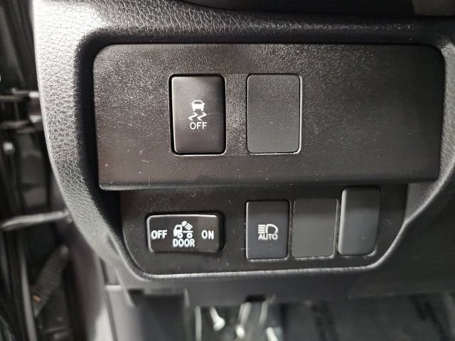 Certified 2023 Toyota Tacoma SR5 AWD/4WD image 18