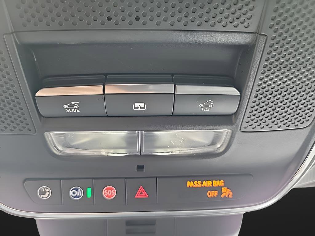 Used 2025 Buick Enclave Avenir w/ Super Cruise Package image 30
