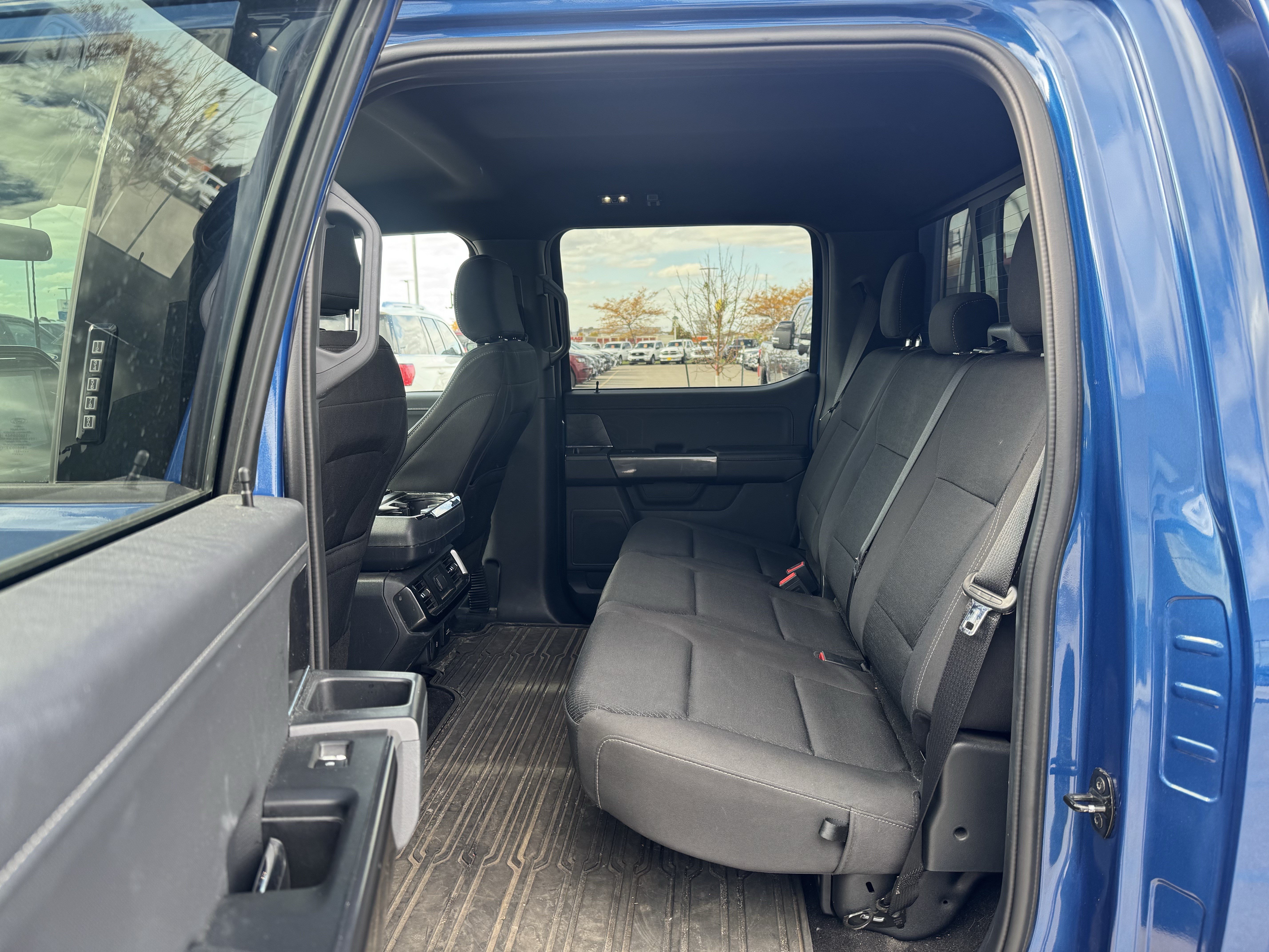 Used 2022 Ford F150 XLT w/ Equipment Group 302A High AWD/4WD image 9