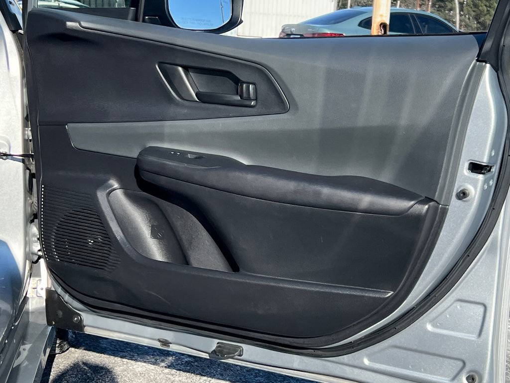 Used 2024 Toyota Prius LE image 8