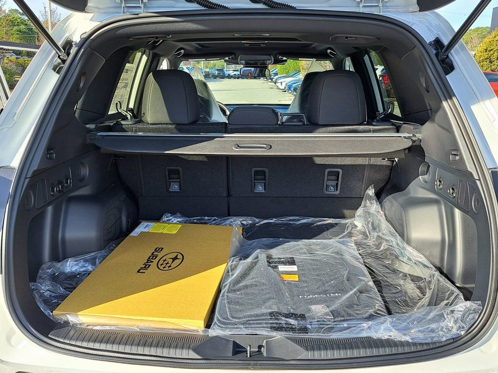New 2026 Subaru Forester Premium AWD/4WD image 13