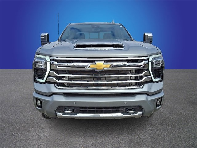 Used 2025 Chevrolet Silverado 2500 High Country w/ High Country Premium Package image 2