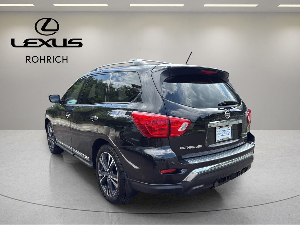 Used 2017 Nissan Pathfinder Platinum AWD/4WD image 8