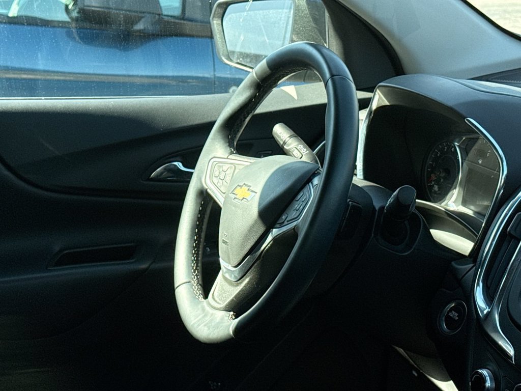 Used 2023 Chevrolet Equinox LT FWD image 11