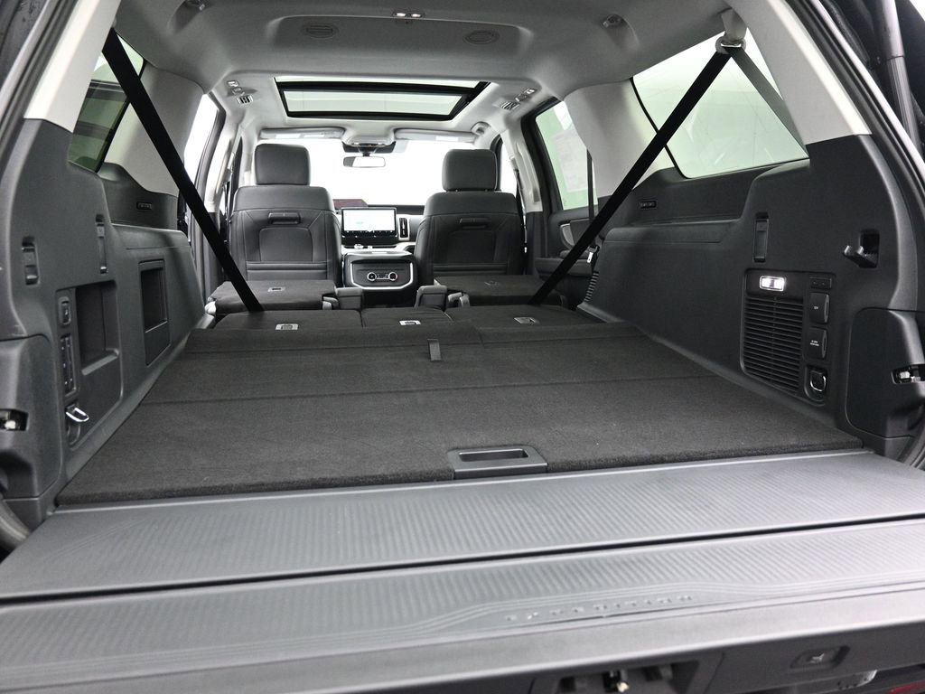 New 2025 Ford Expedition Max Active image 23