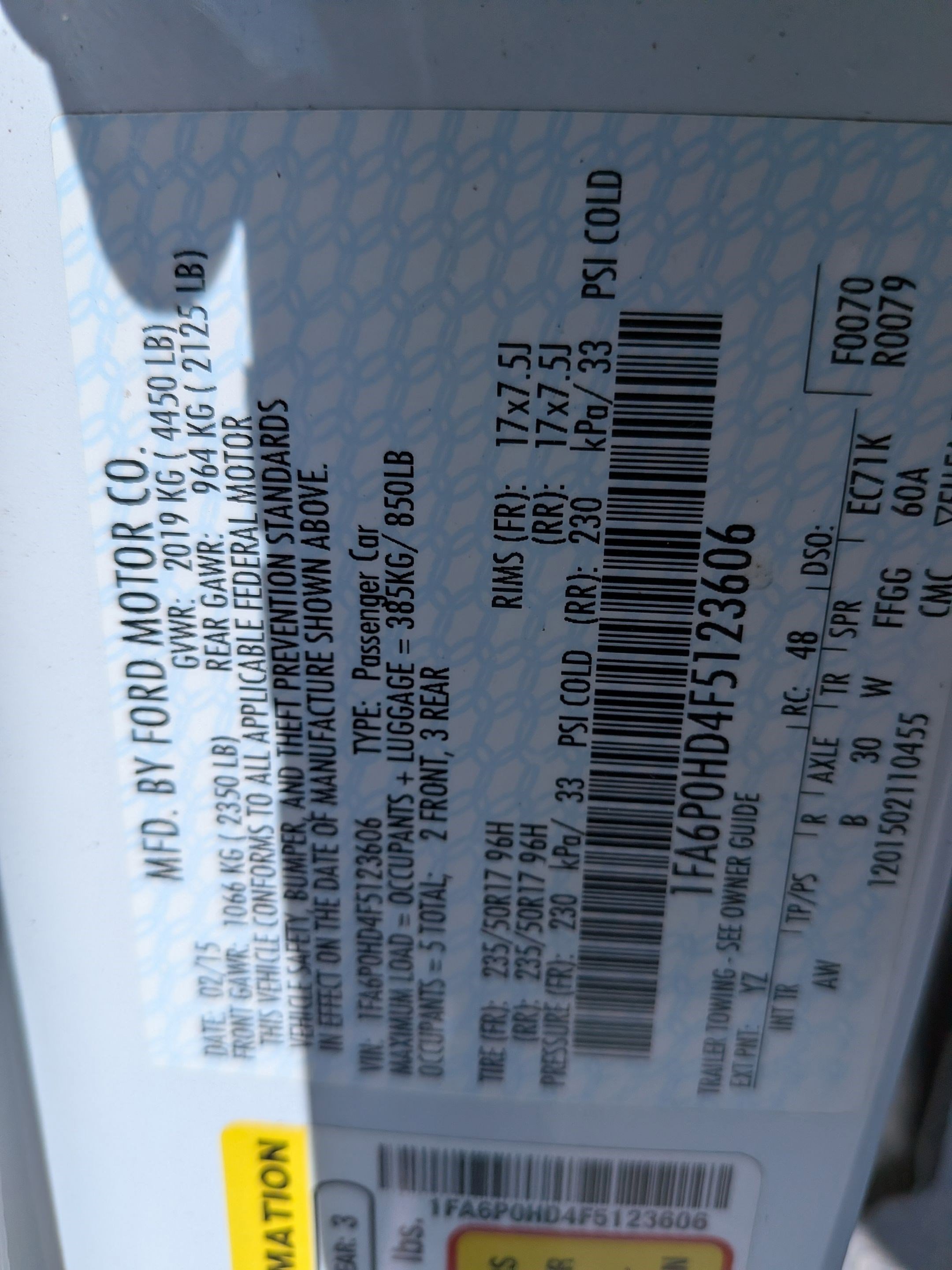 Used 2015 Ford Fusion SE FWD image 34