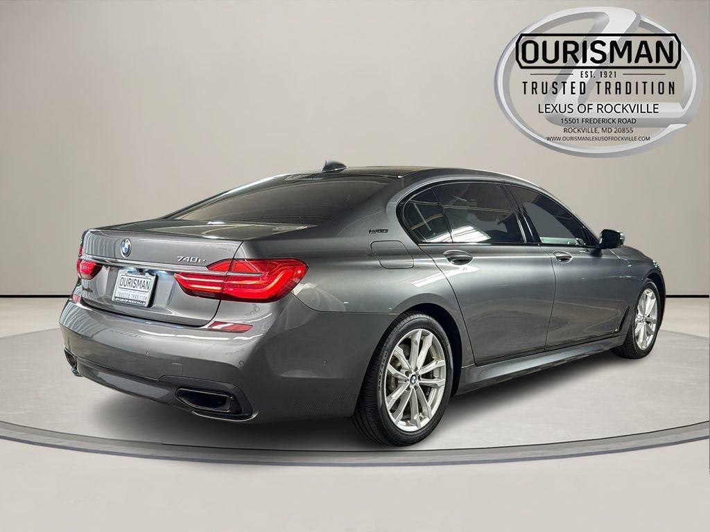 Used 2017 BMW 740e xDrive image 7