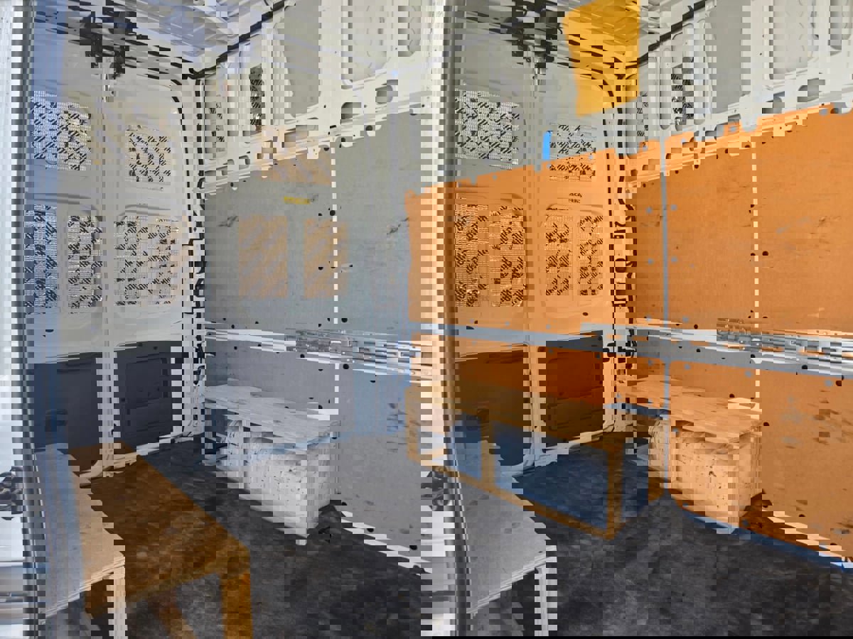 Used 2018 Nissan NV 3500 SL w/ Navigation Package image 13