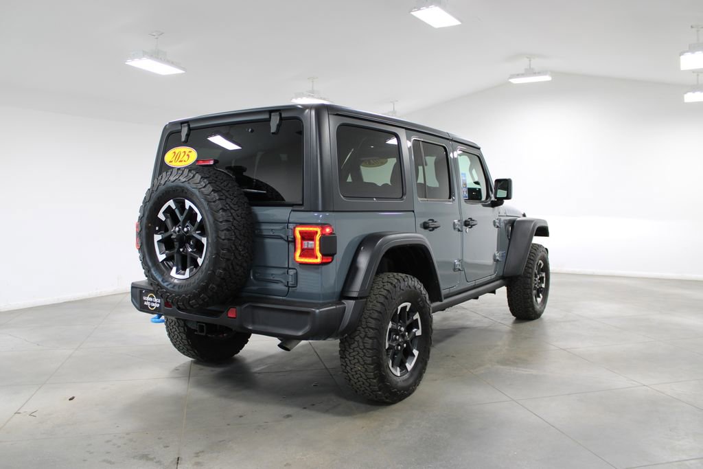 Used 2025 Jeep Wrangler Unlimited Rubicon 4xe w/ Convenience Group image 9