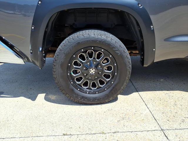 Used 2014 Toyota Tundra SR5 w/ SR5 Upgrade Package AWD/4WD image 8