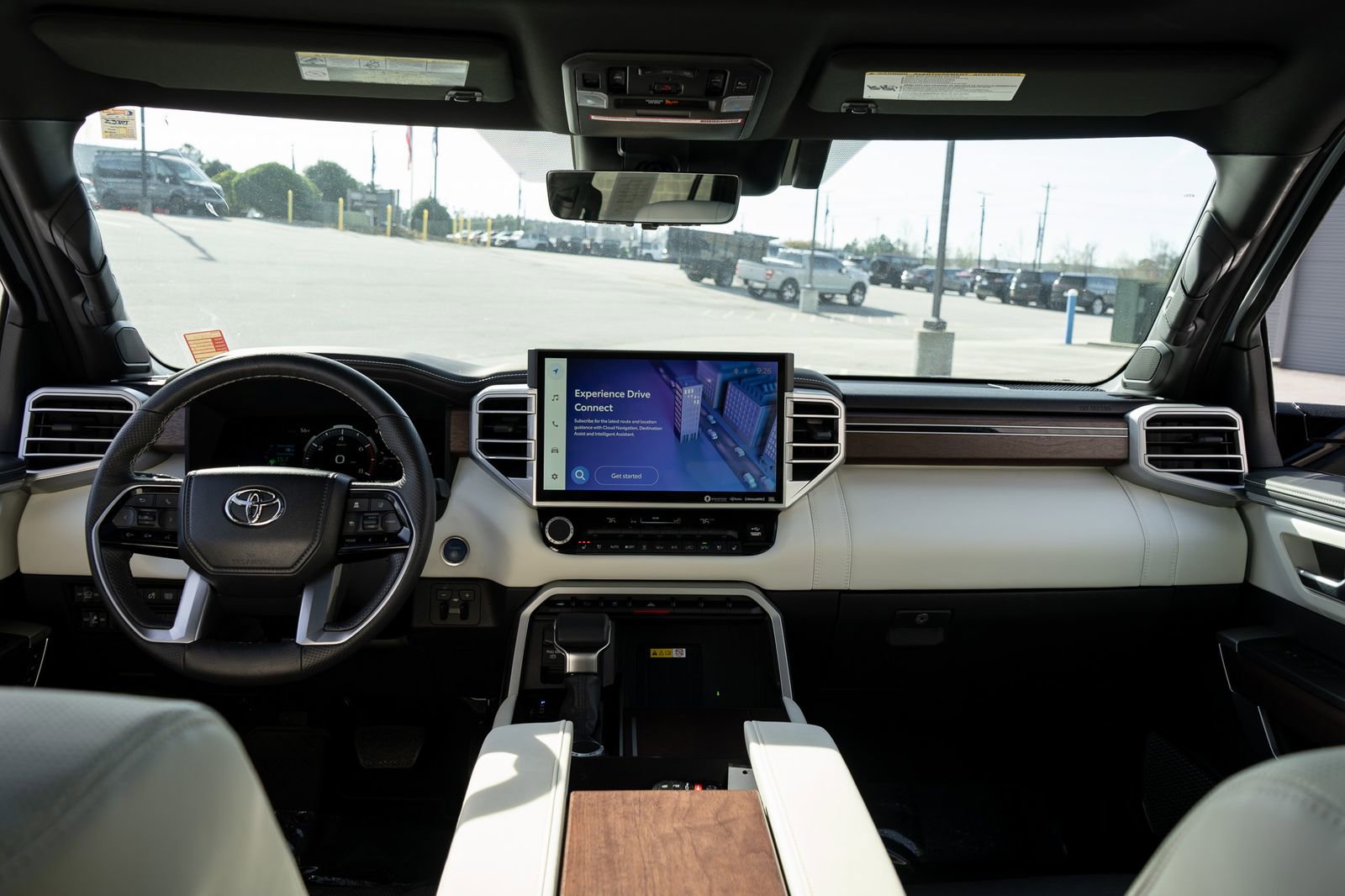 Used 2024 Toyota Sequoia Capstone AWD/4WD image 38