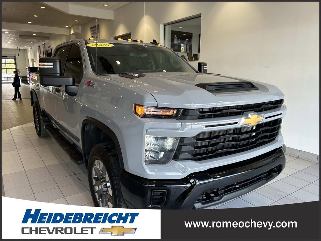 Used 2025 Chevrolet Silverado 2500 Custom w/ Custom Convenience Package AWD/4WD image 1