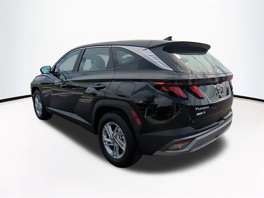 New 2026 Hyundai Tucson SE image 7