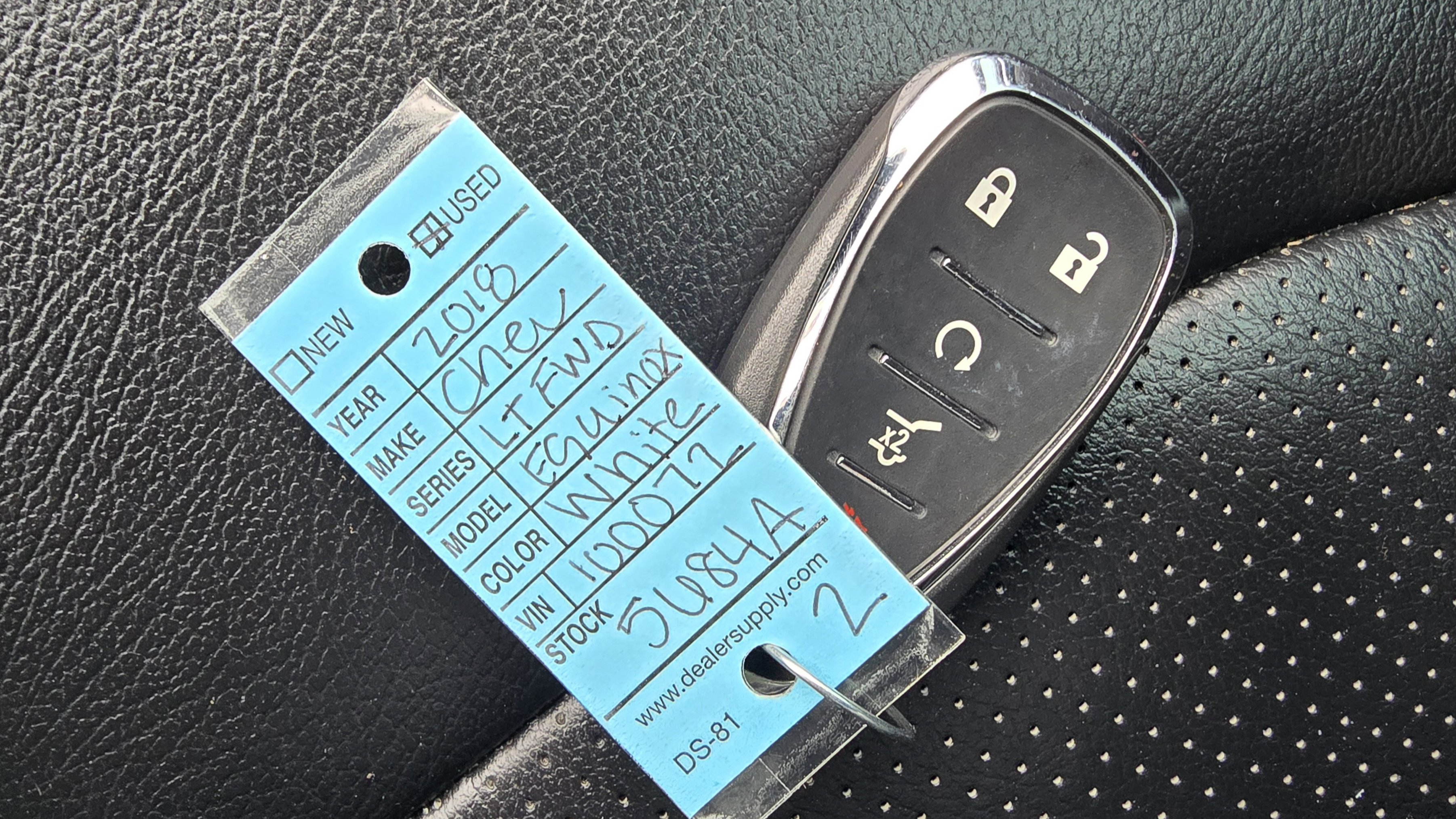 Used 2018 Chevrolet Equinox LT w/ Sun & Infotainment Package image 24