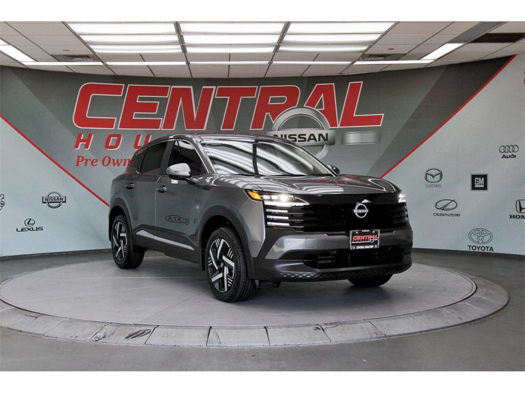 Used 2025 Nissan Kicks SV w/ Charging Package