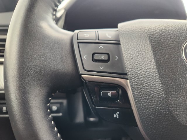 Certified 2025 Toyota Camry SE AWD/4WD image 28