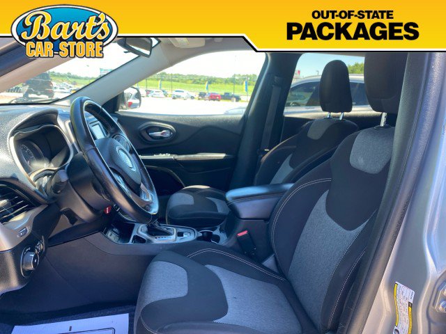 Used 2014 Jeep Cherokee Latitude FWD image 25