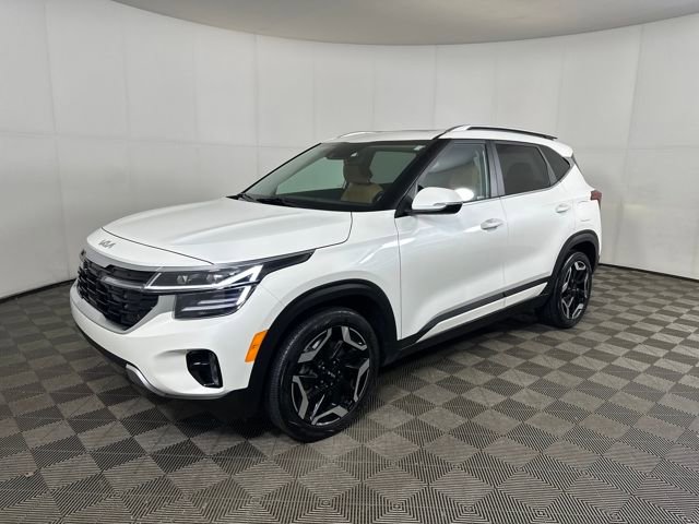 Used 2024 Kia Seltos SX w/ SX Sunroof Package image 7