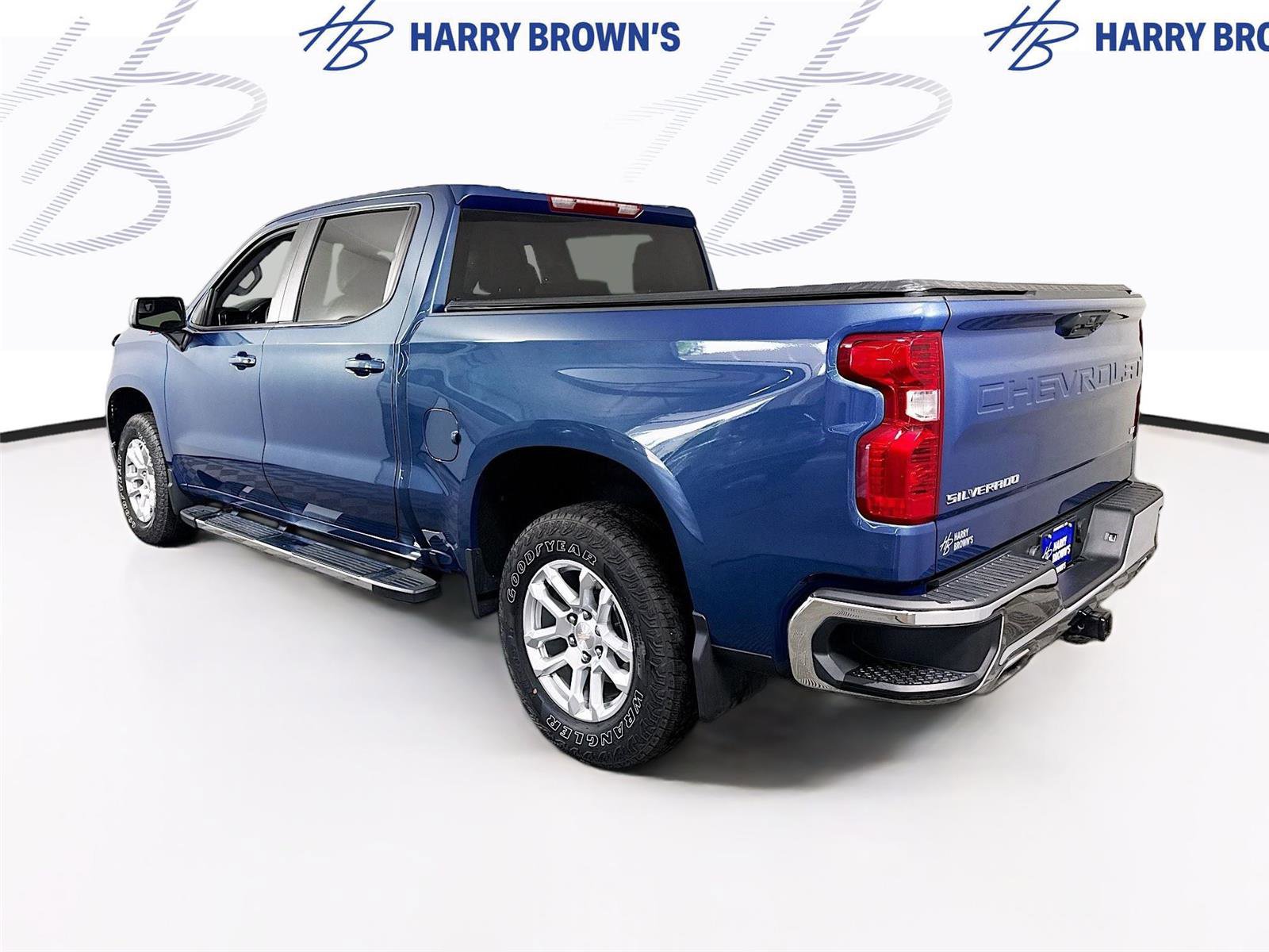 Used 2024 Chevrolet Silverado 1500 LT AWD/4WD image 28