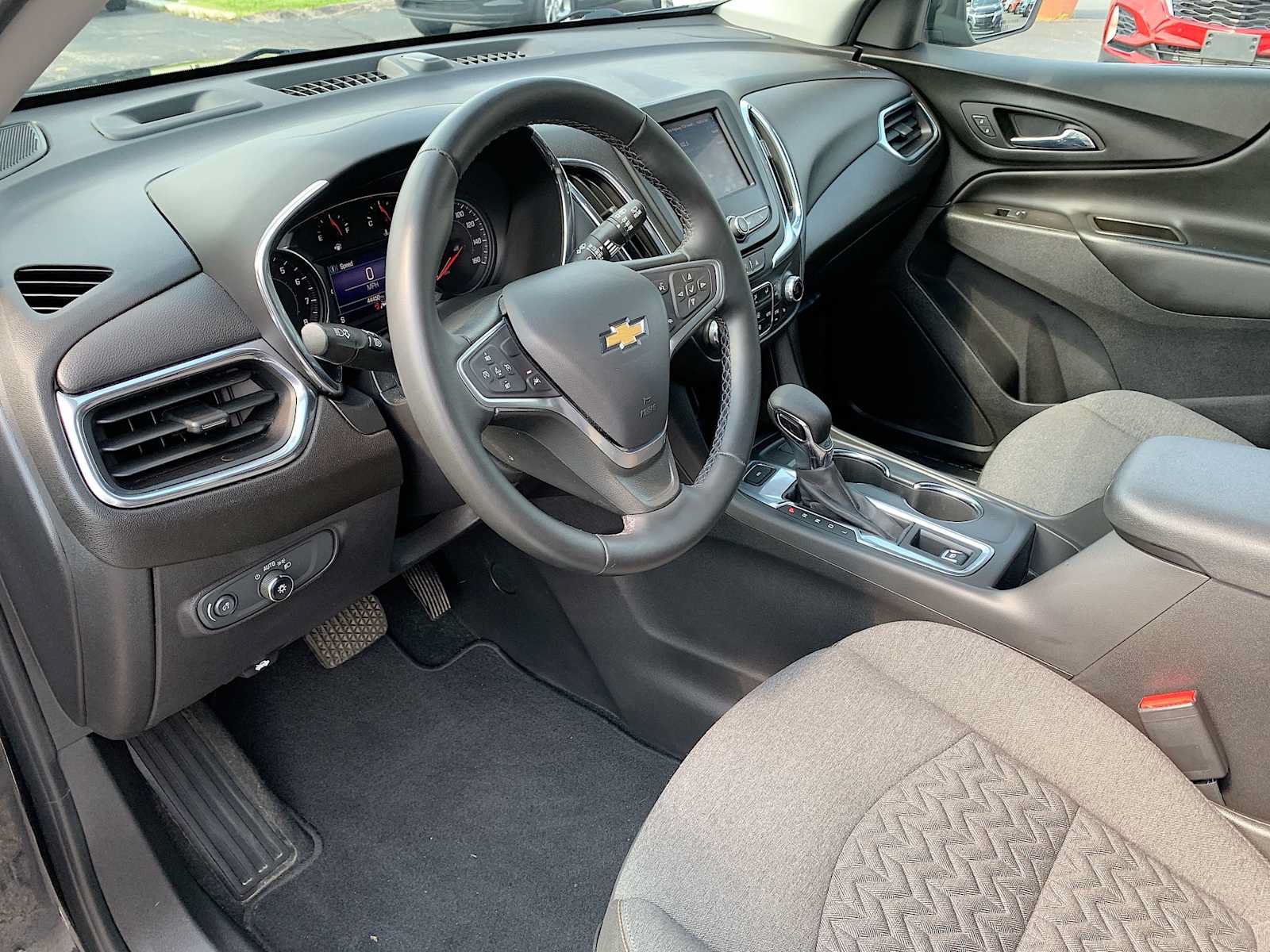 Certified 2023 Chevrolet Equinox LT AWD/4WD image 10