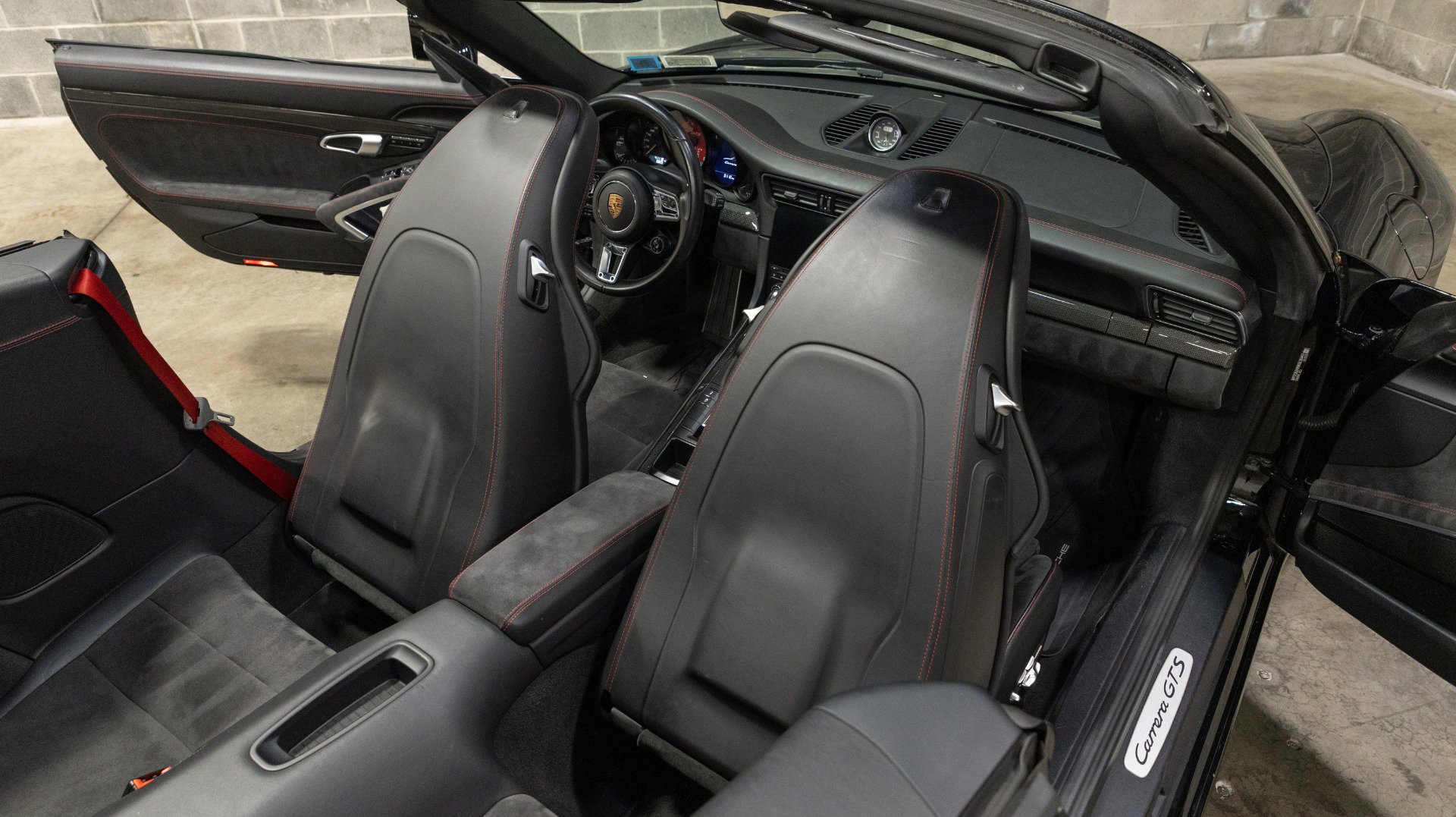 Used 2019 Porsche 911 Carrera 4 GTS image 50