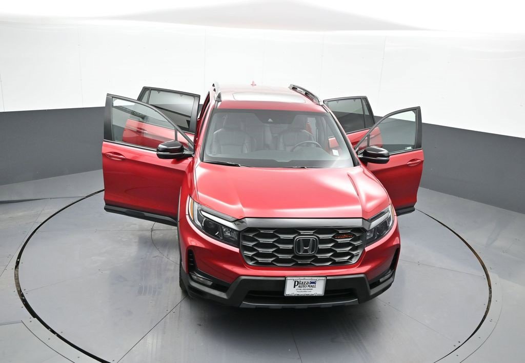 Certified 2023 Honda Passport TrailSport image 46
