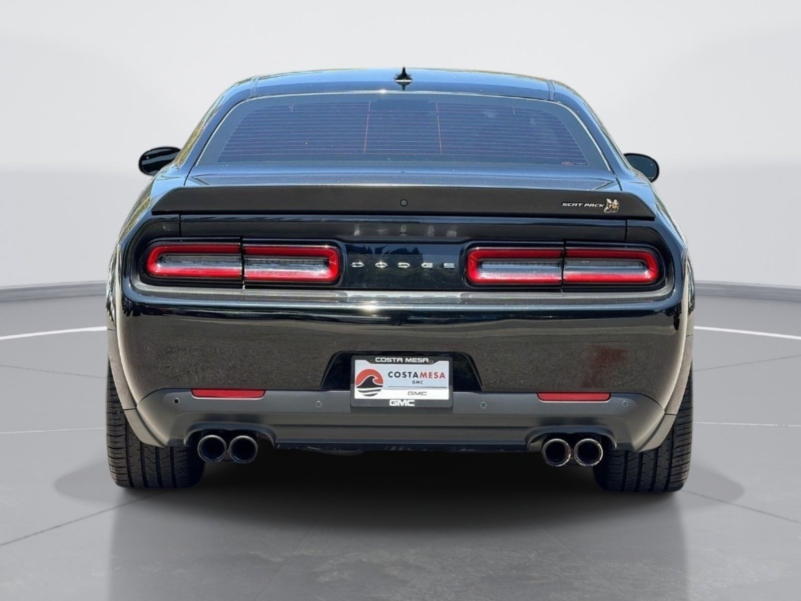 Used 2022 Dodge Challenger R/T Scat Pack RWD image 4
