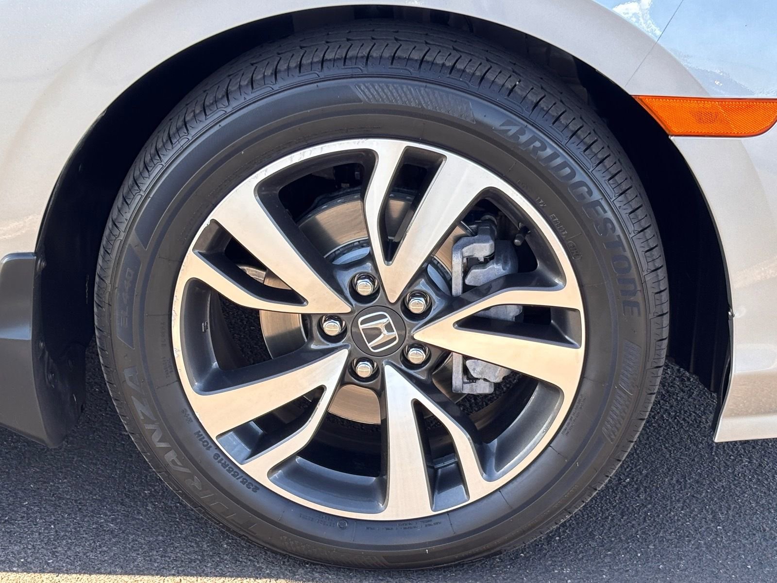 Certified 2023 Honda Odyssey Touring image 11
