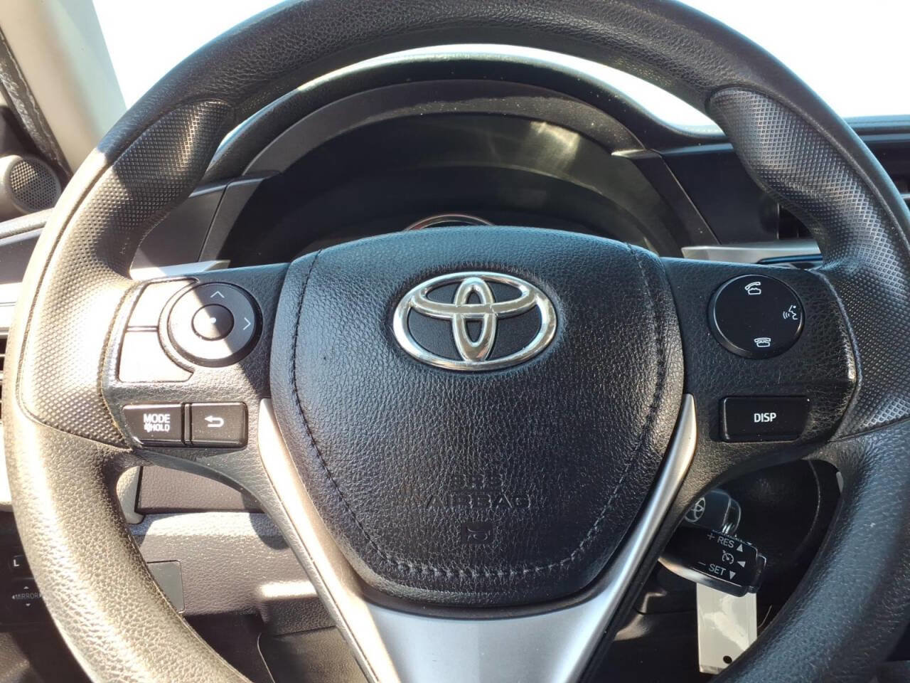 Used 2016 Toyota Corolla LE image 24