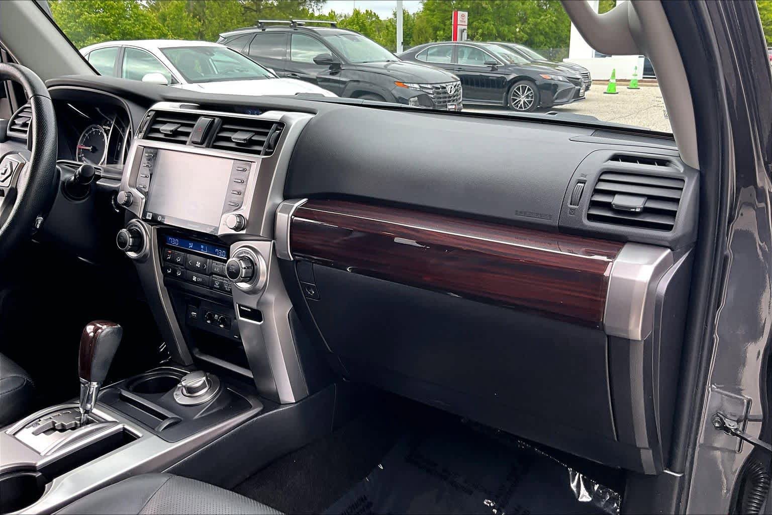 Used 2023 Toyota 4Runner Limited AWD/4WD image 19