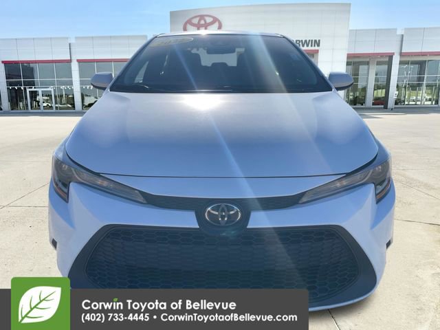 Used 2022 Toyota Corolla LE FWD image 15