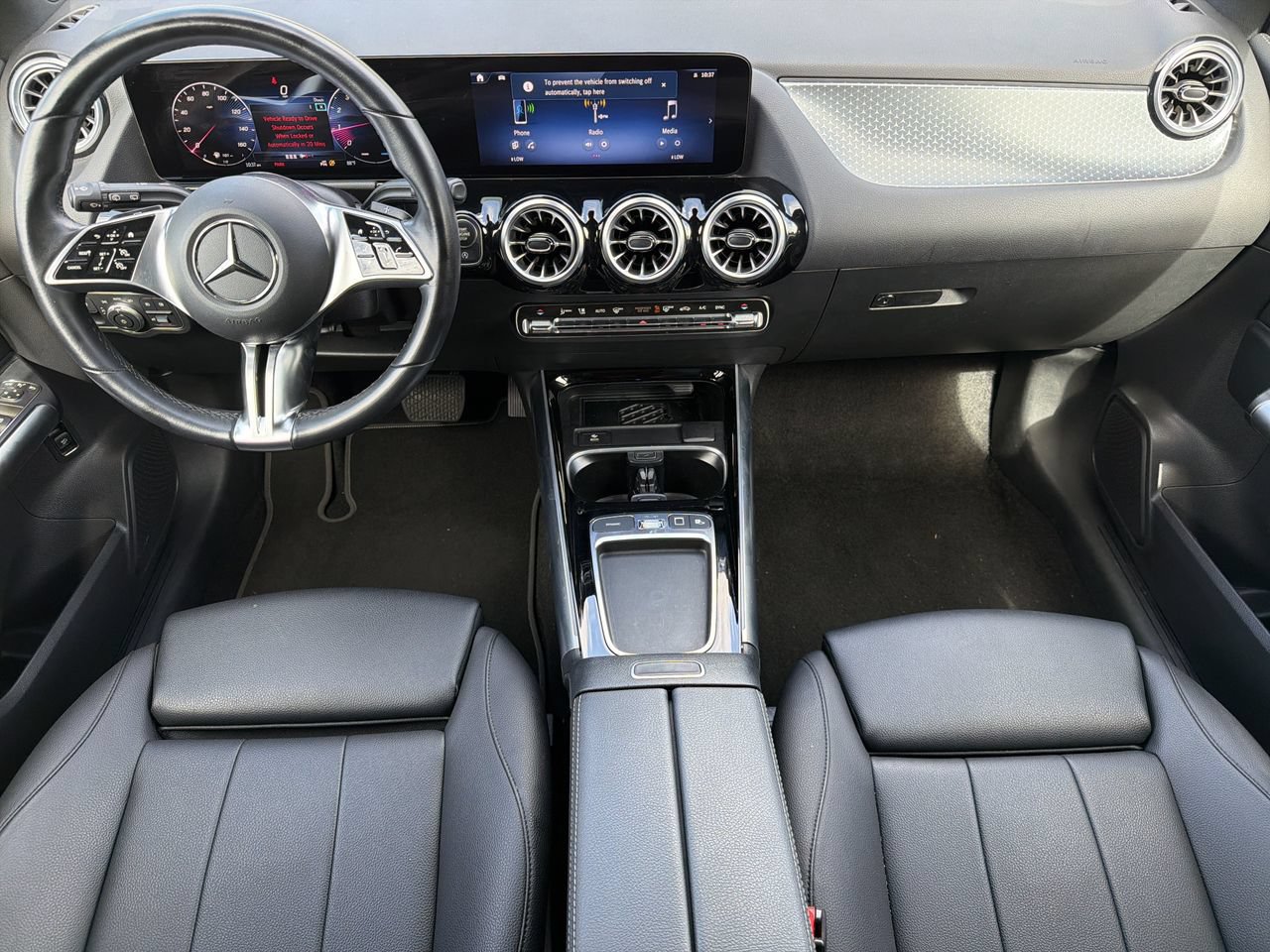Used 2025 Mercedes-Benz GLA 250 image 2