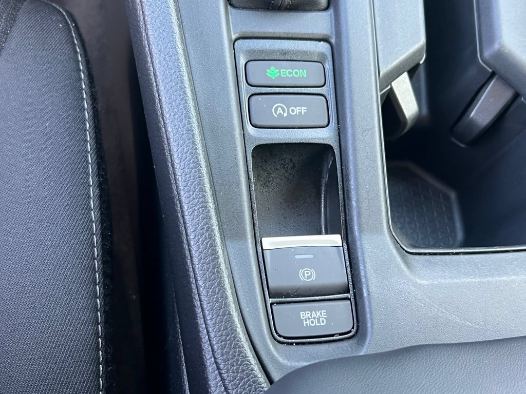 Used 2025 Honda Accord SE image 29