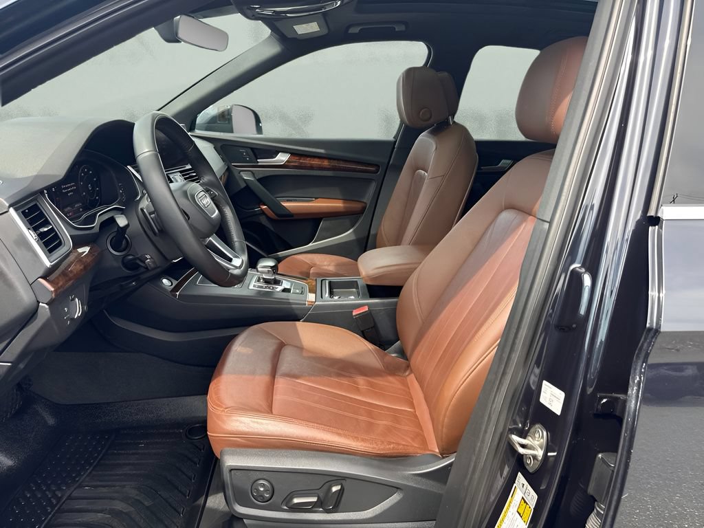 Used 2018 Audi Q5 2.0T Premium Plus w/ Premium Plus Package AWD/4WD image 5