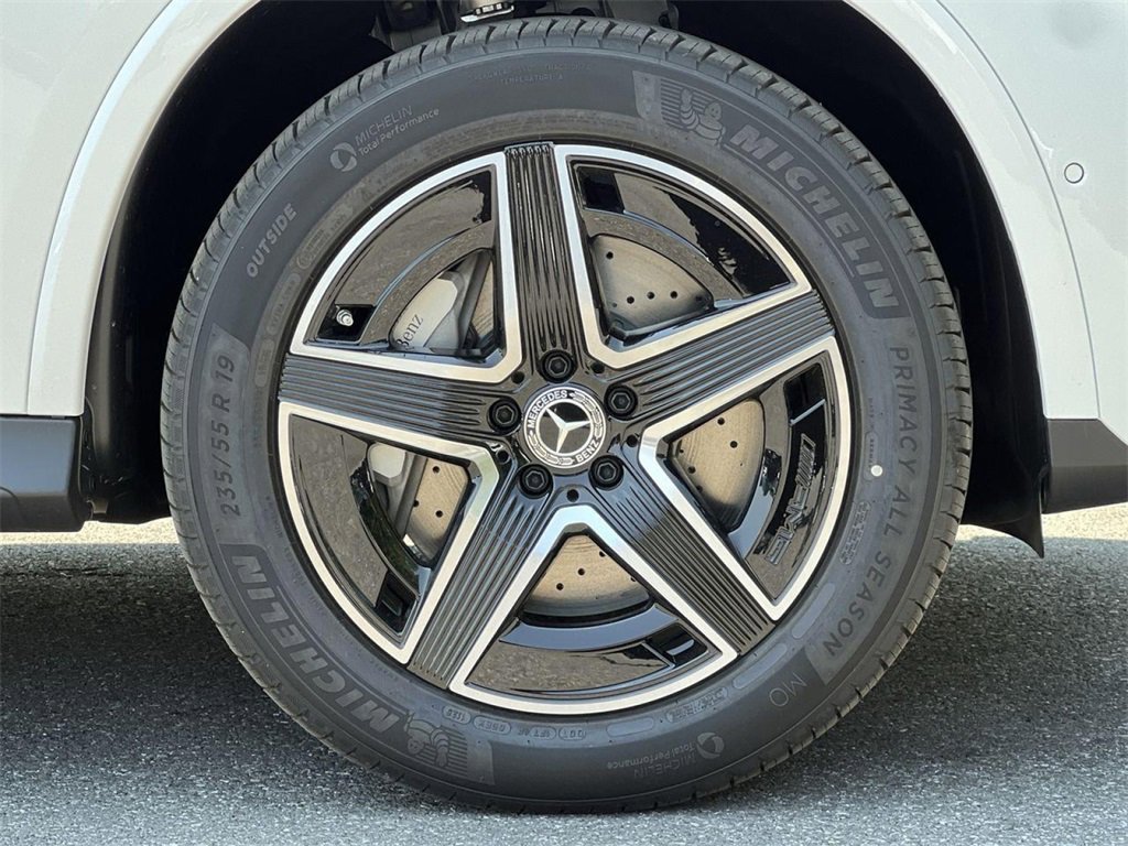 Certified 2025 Mercedes-Benz GLC 300 4MATIC image 10