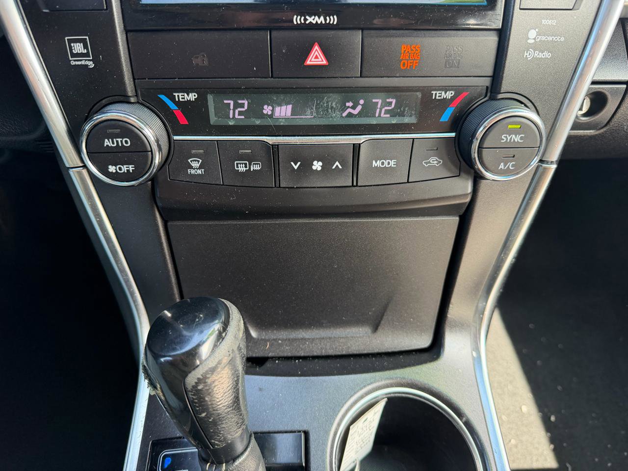 Used 2016 Toyota Camry XSE w/ Advanced Technology Package FWD image 14