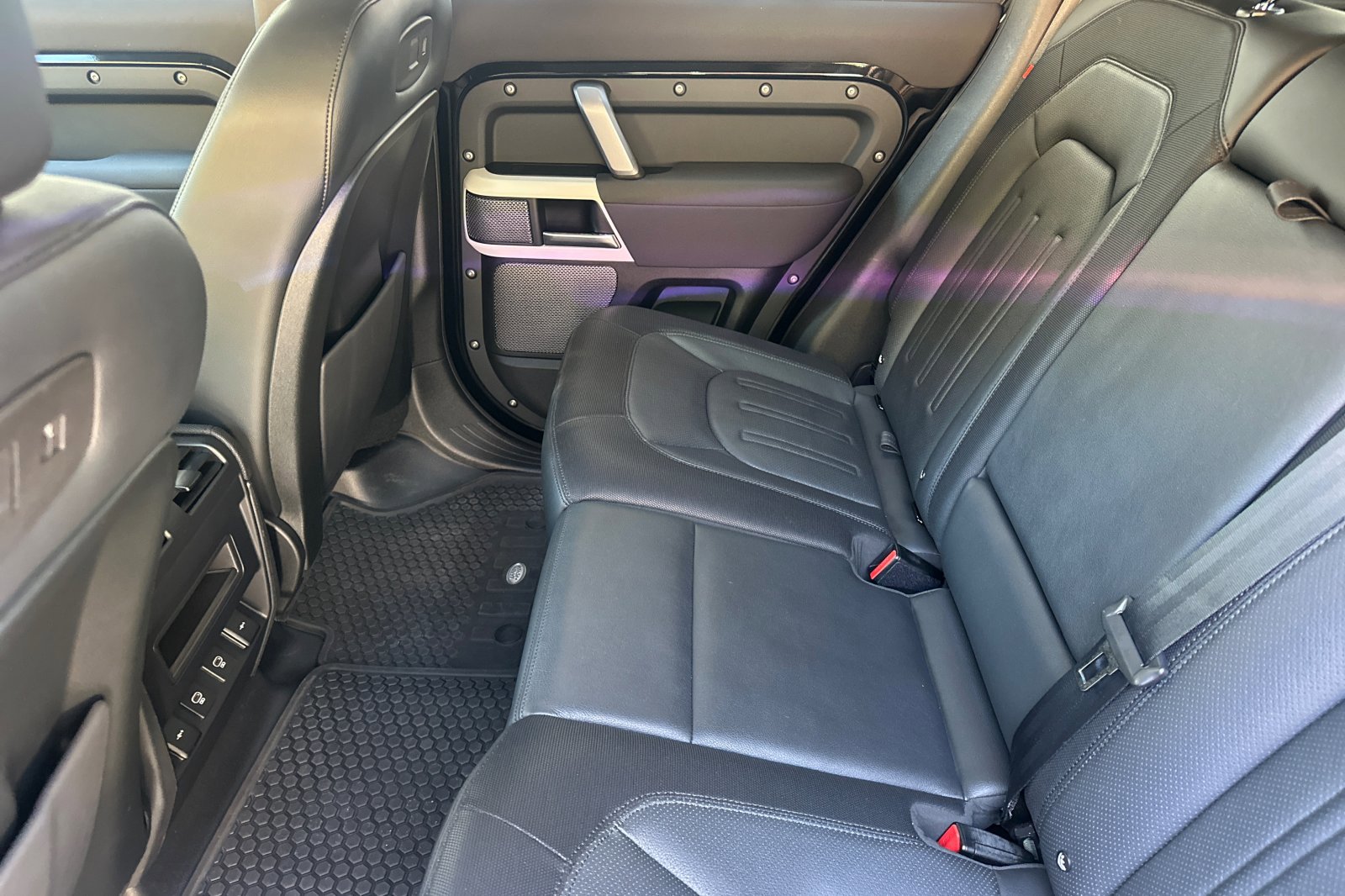 Used 2022 Land Rover Defender 110 Trophy Edition image 13