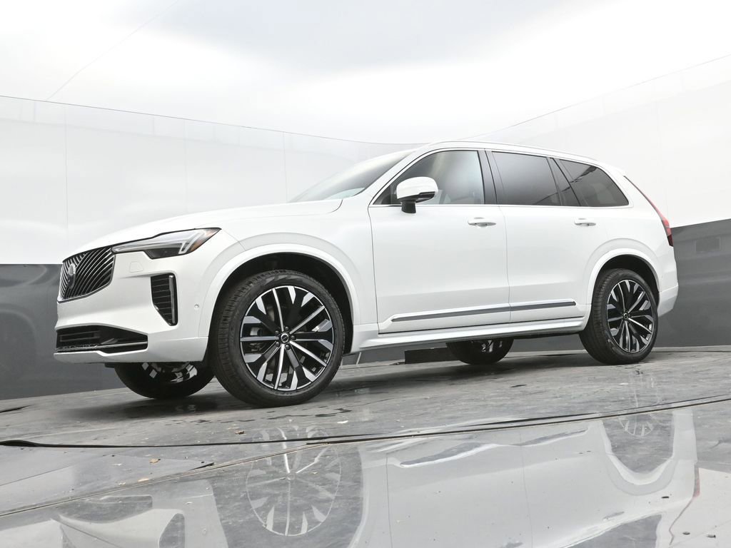 New 2026 Volvo XC90 B5 Plus w/ Protection Package image 40
