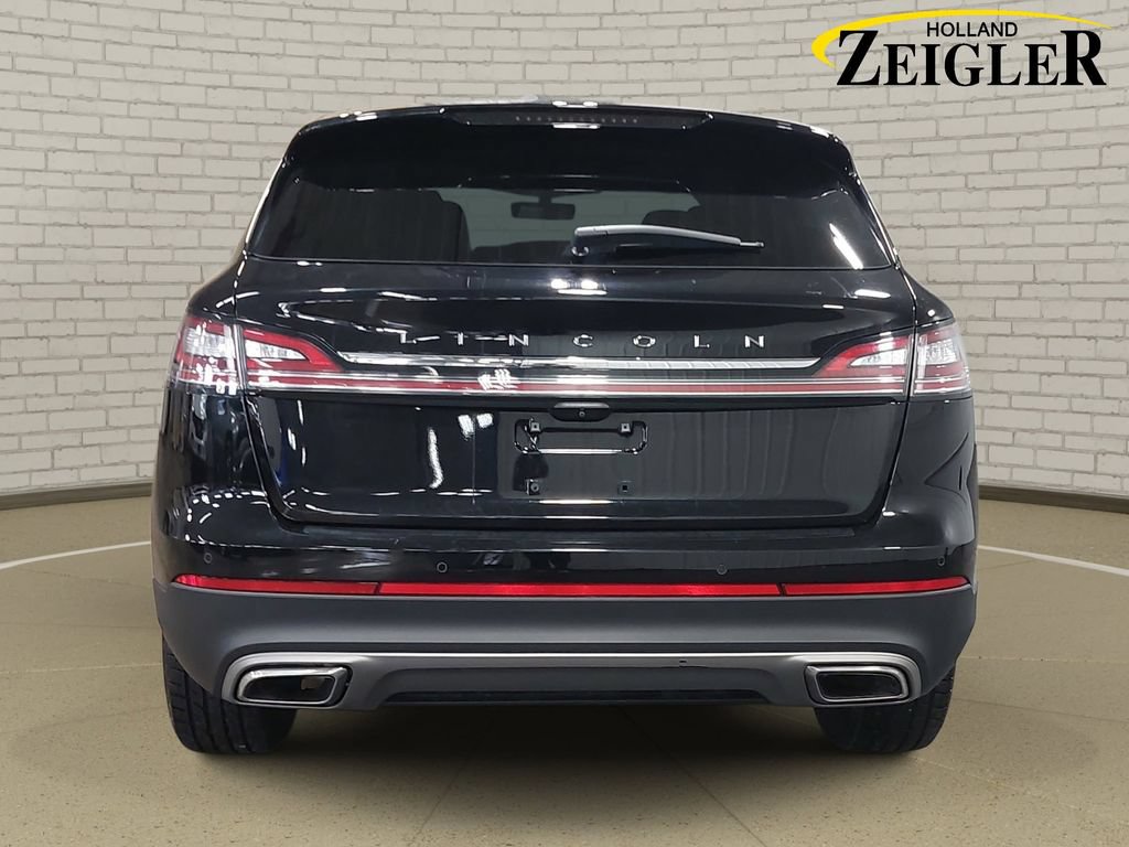 Used 2022 Lincoln Nautilus Reserve AWD/4WD image 6