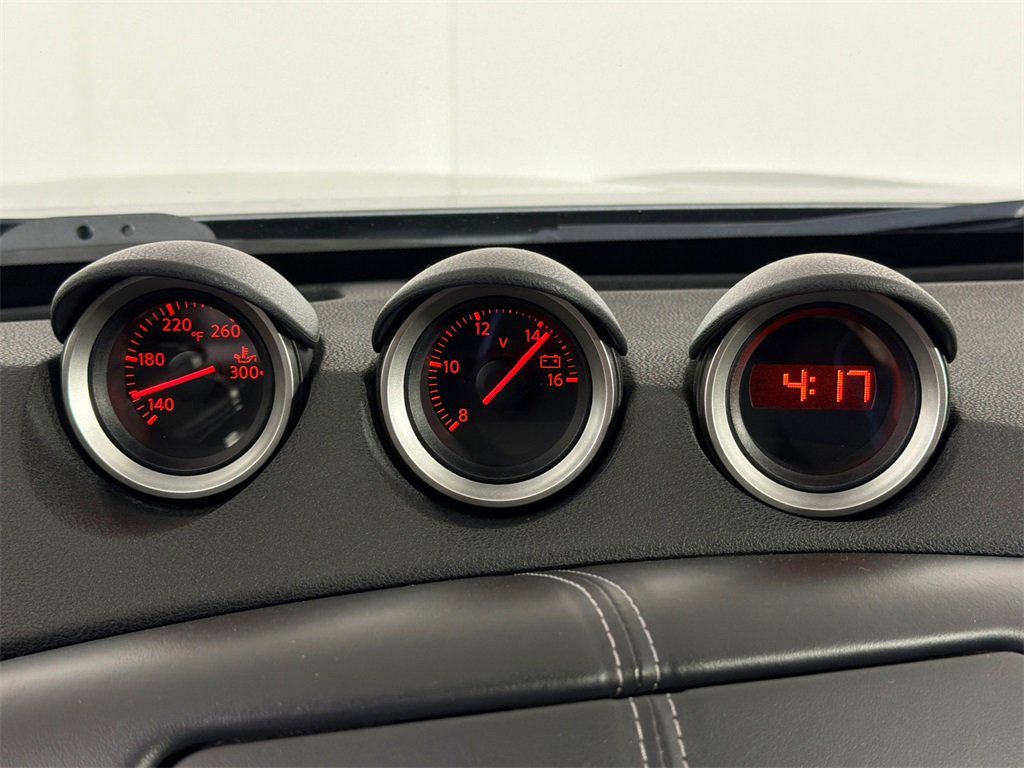 Used 2017 Nissan 370Z Roadster image 24