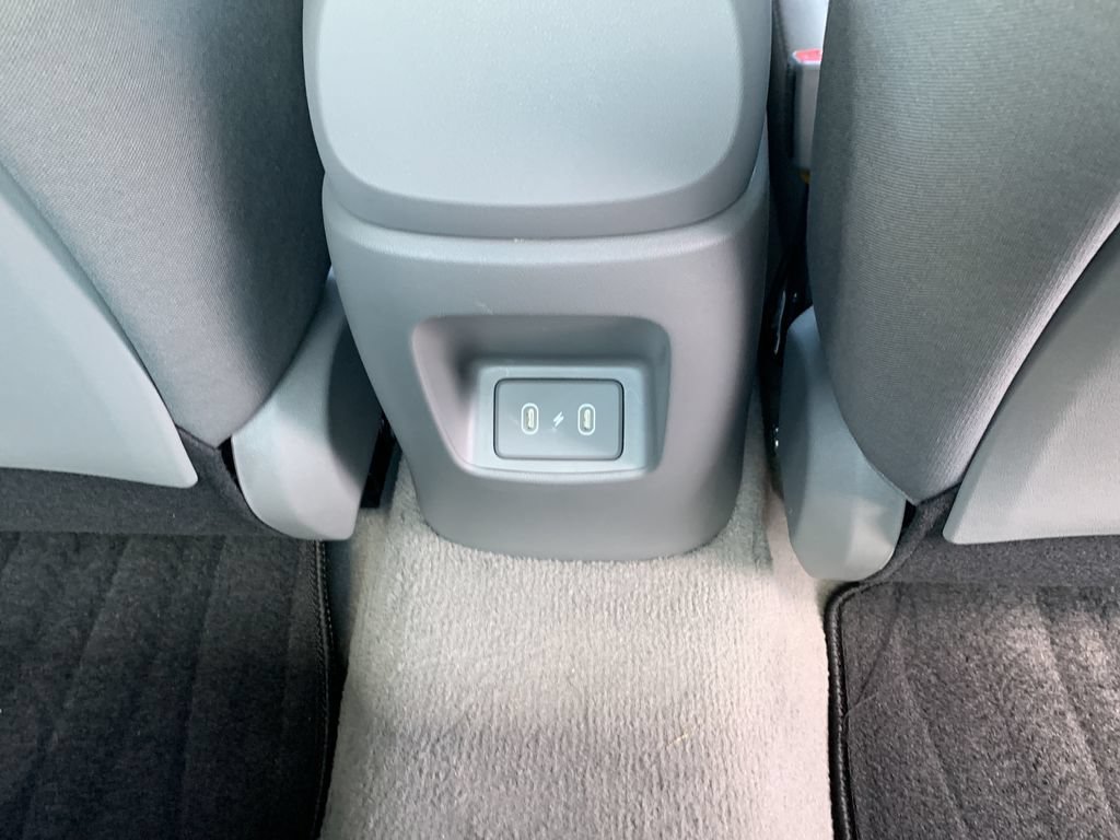 Certified 2026 Hyundai Elantra SE FWD image 38